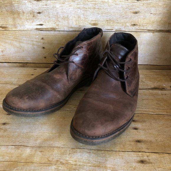 GBX Other - GBX Brown Leather Lace Up Chukka Boots